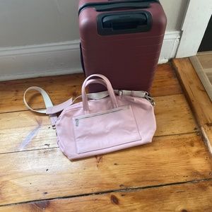 Away Carryon & Tote